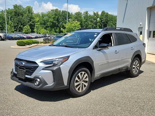 Ice Silver Metallic 2025 Subaru Outback Premium