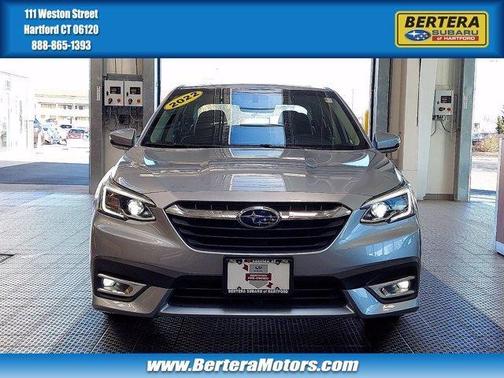 Photo 3 of 38 of 2022 Subaru Legacy