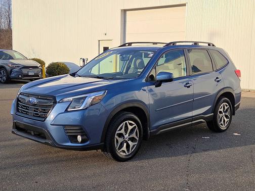 2022 Subaru Forester Premium