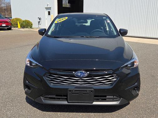 Crystal Black Silica 2025 Subaru Impreza