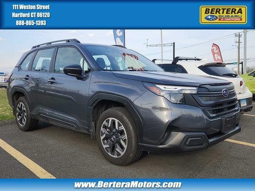 Magnetite Gray Metallic 2025 Subaru Forester