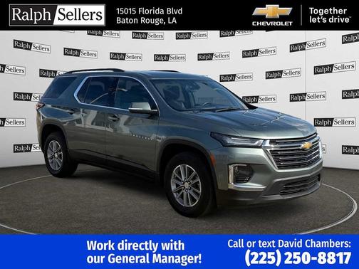 2023 Chevrolet Traverse LT Cloth