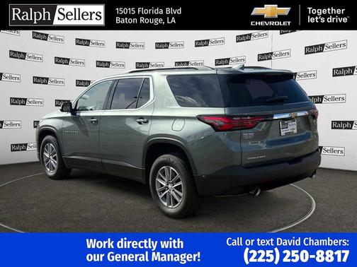 2023 Chevrolet Traverse LT Cloth