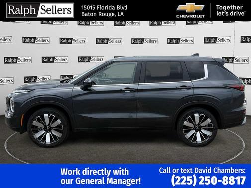 Gray 2025 Mitsubishi Outlander SE 2.5 S-AWC