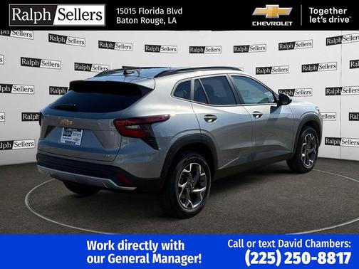 2025 Chevrolet Trax LT