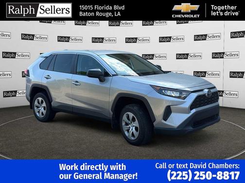 2022 Toyota RAV4 LE