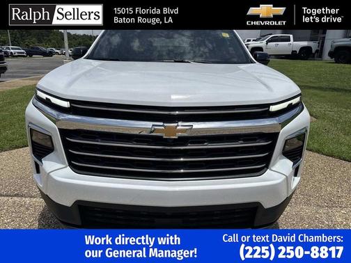 White 2026 Chevrolet Traverse LT
