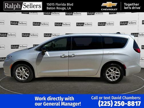 2024 Chrysler Pacifica Touring L