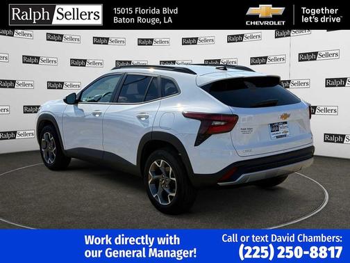 2025 Chevrolet Trax LT