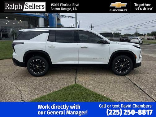 White 2026 Chevrolet Traverse LT