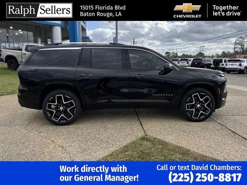 Mosaic Black Metallic 2026 Chevrolet Traverse High Country