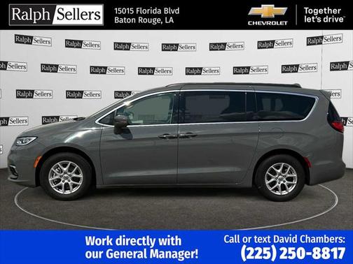 2022 Chrysler Pacifica Touring L
