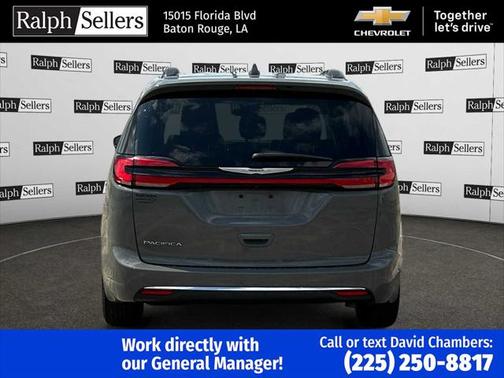 2022 Chrysler Pacifica Touring L