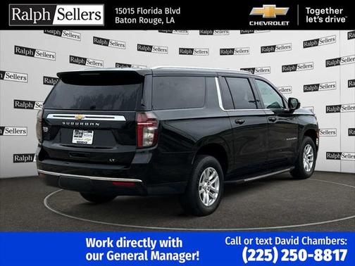 2023 Chevrolet Suburban LT