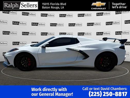Arctic White 2023 Chevrolet Corvette Stingray w/3LT