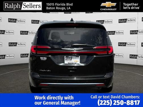 2023 Chrysler Pacifica Touring L