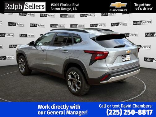 2025 Chevrolet Trax LT