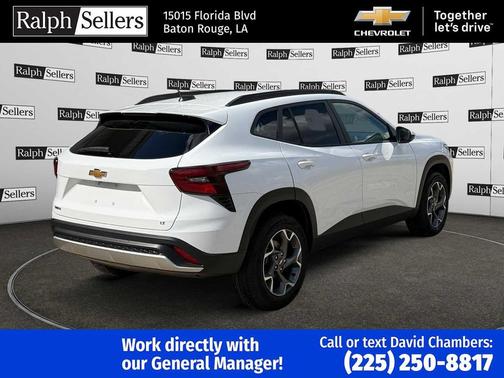 2025 Chevrolet Trax LT