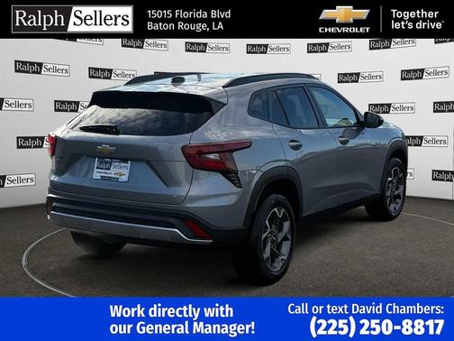 2025 Chevrolet Trax LT