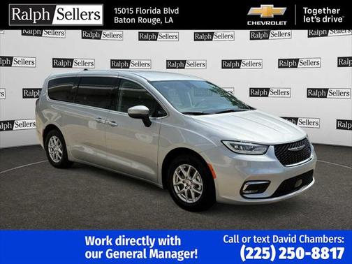 2023 Chrysler Pacifica Touring L
