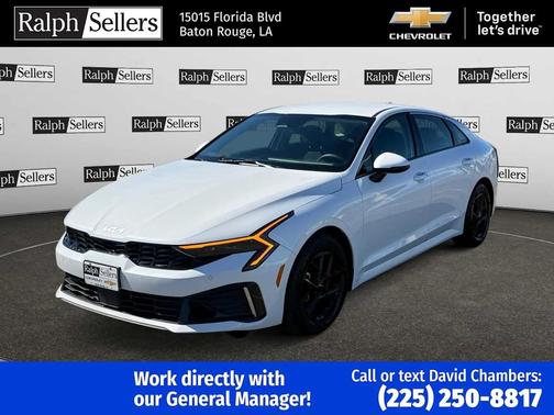 Snow White Pearl 2025 Kia K5 LXS