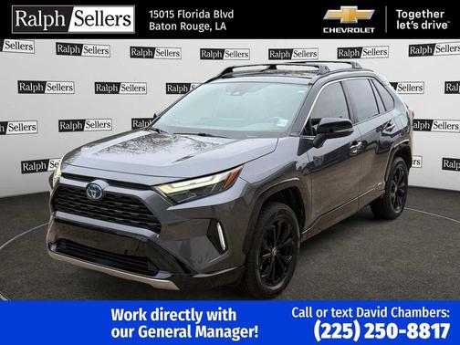 2022 Toyota RAV4 Hybrid SE
