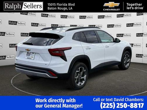 2025 Chevrolet Trax LT