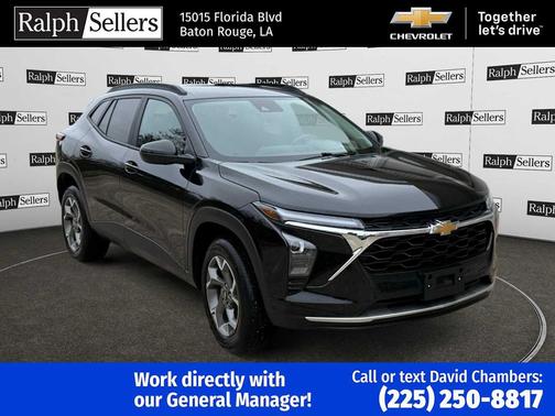 2025 Chevrolet Trax LT