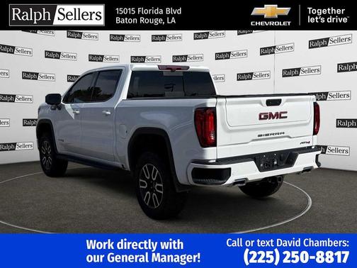 2023 GMC Sierra 1500 AT4