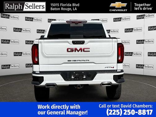 2023 GMC Sierra 1500 AT4