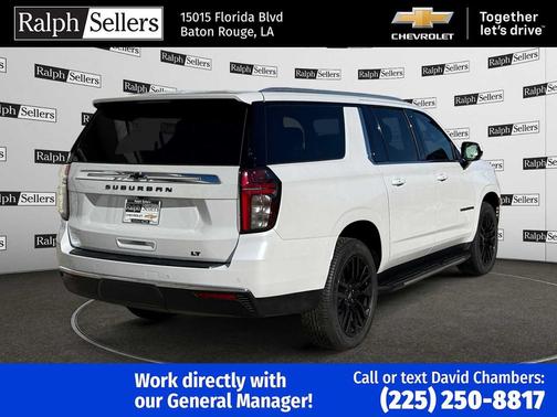 2023 Chevrolet Suburban LT