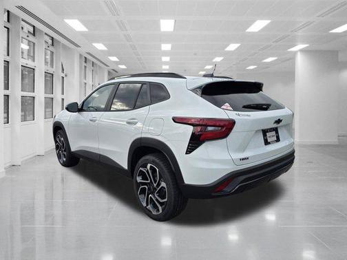 2026 Chevrolet Trax FWD 2RS