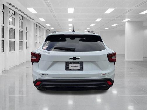 2026 Chevrolet Trax FWD 2RS