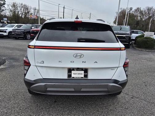 2024 Hyundai KONA Limited