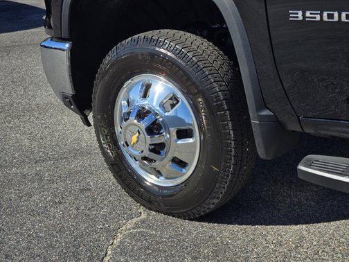 2026 Chevrolet Silverado 3500 LT