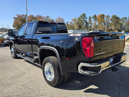 2026 Chevrolet Silverado 3500 LT