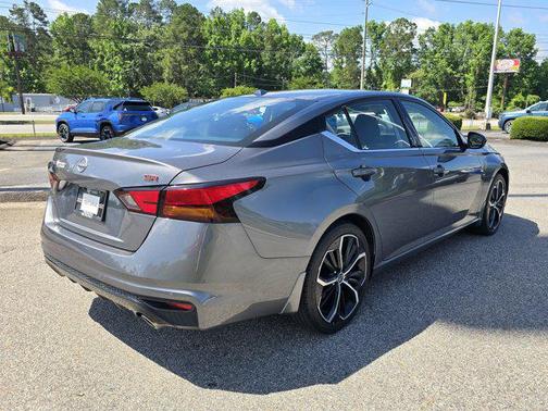 2024 Nissan Altima SR FWD