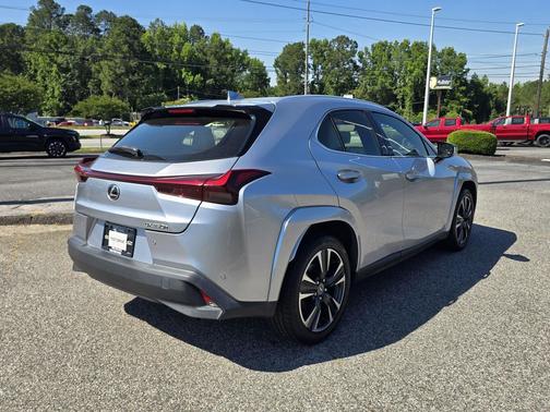 Iridium Silver 2023 Lexus UX 250h Base