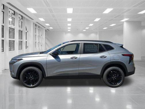 Sterling Gray Metallic 2026 Chevrolet Trax FWD ACTIV