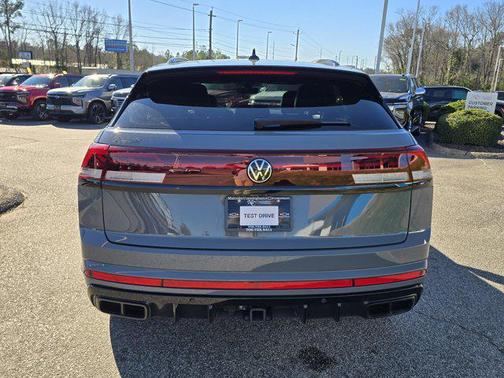 2024 Volkswagen Atlas Cross Sport 2.0T SEL