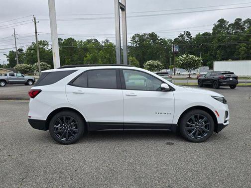 2022 Chevrolet Equinox AWD RS