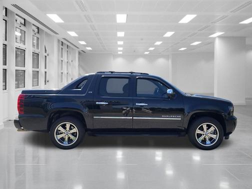 Black 2011 Chevrolet Avalanche 1500 LTZ