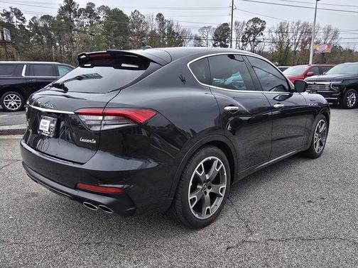 2023 Maserati Levante Modena