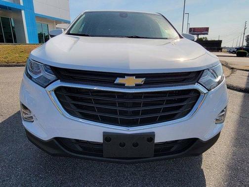 Photo 2 of 28 of 2020 Chevrolet Equinox 1LT