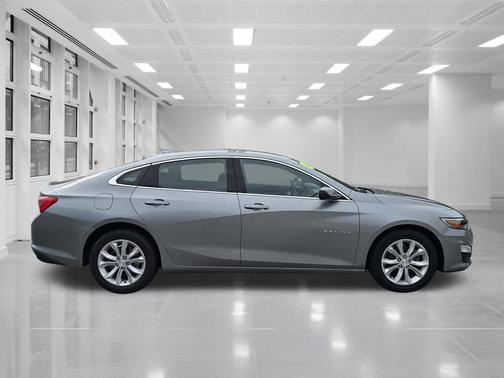 Sterling Gray Metallic 2024 Chevrolet Malibu FWD 1LT