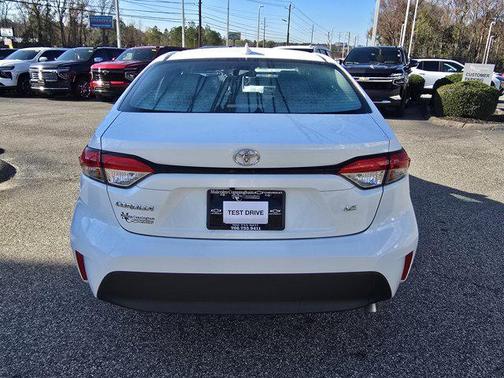 2025 Toyota Corolla LE