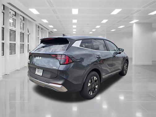 Gray 2026 Kia Sportage Hybrid LX