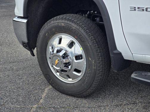 2026 Chevrolet Silverado 3500 LT