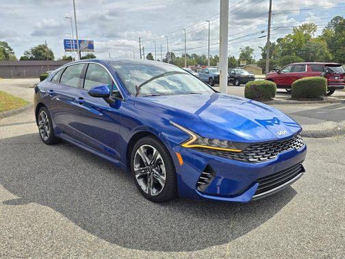 2022 Kia K5 EX