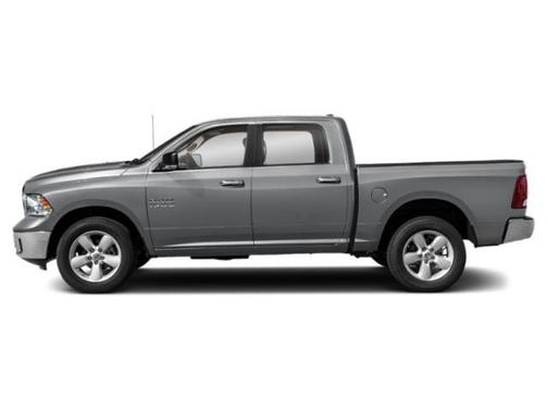 2024 RAM 1500 Classic Warlock Crew Cab 4x2 5'7' Box